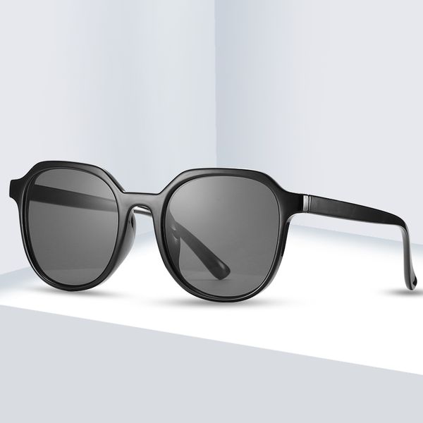 

2020 plastic classic vintage sunglasses women oversized round frame designer female glasses big shades oculos uv400, White;black