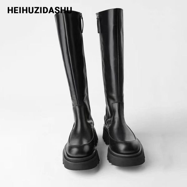 

2020 fashion brand design long boots woman chunky heel platform knee high boots women leather outsole women winter shoes, Black