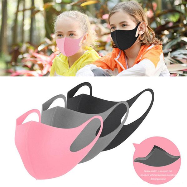 

100 pcs черного рот маска дышащего unisex пыленепроницаемой маски губка face многоразовая против загрязнения окружающей среды щит ветрозащит