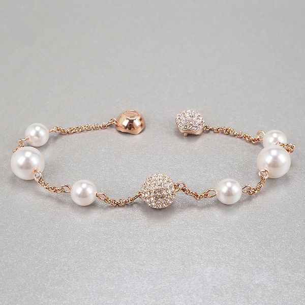 

classic fashion new luxury hand ornaments popular products gentle pearl bracelet magnetic clasp bracelet rose gold jewelry cross border whol