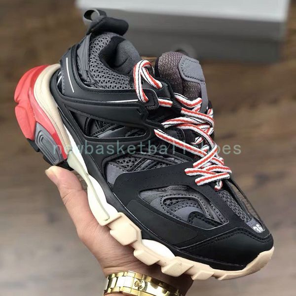 track triple s
