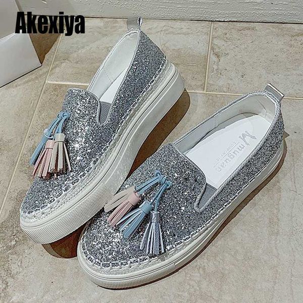 

fashion women flat shoes rhinestone slip-on shoes woman comfortable flats creepers ladies platform female tassel flats u298, Black