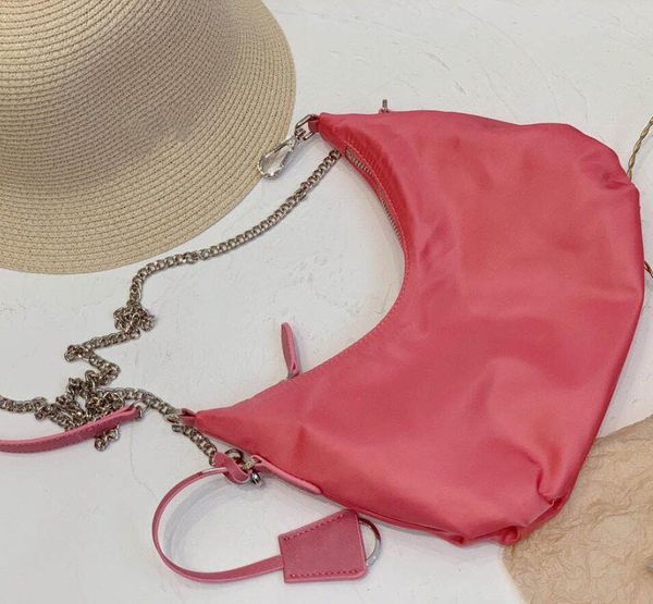 

2020 women nylon handbags fashion lady shoulder bags chain new style crossbody letter totes with box