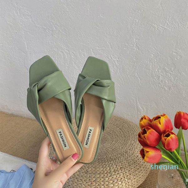 

women flat bottom slippers 2020 summer new retro square head word korean version of simple casual women's shoes, Black