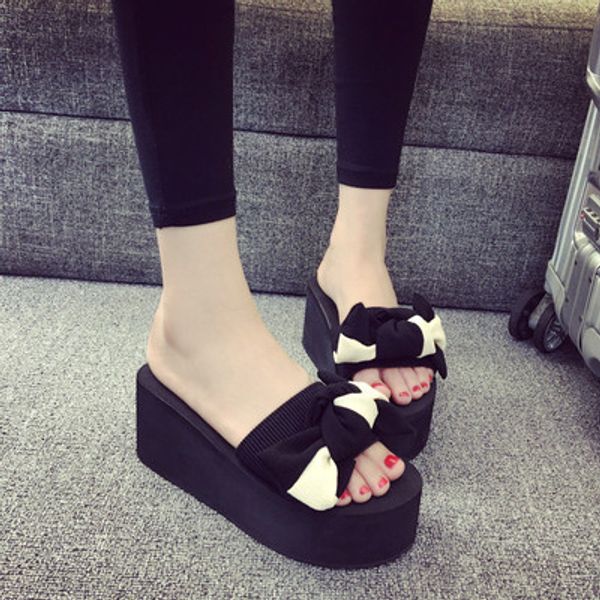 

2020 new korean version of the wedge heel thick non-slip fashion outer wear bohemian flip-flops children, Black