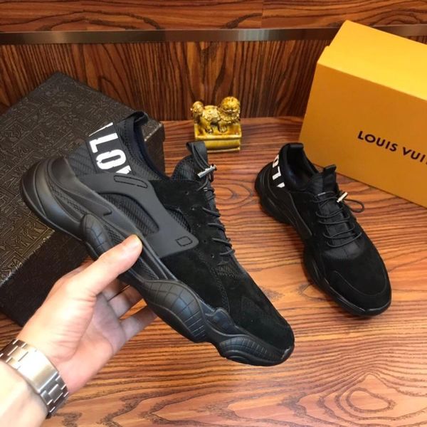 

2021y custom high -end brand men 's fashion casual shoes ,with low -sneakers ,a full set of original shoe box 38 -45, Black