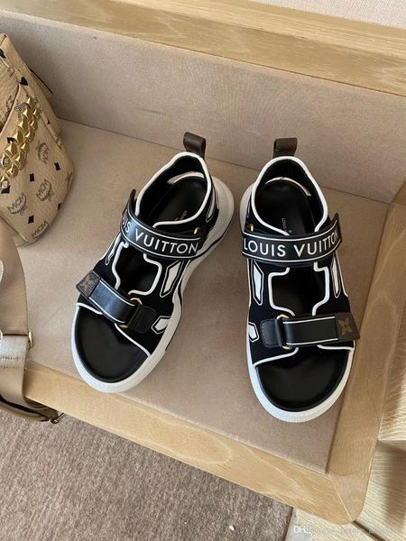 

ss20 new well-known brand women's shoes sports shoes archlight sports sandals velcro high heel sandals embroidered sports shoes2