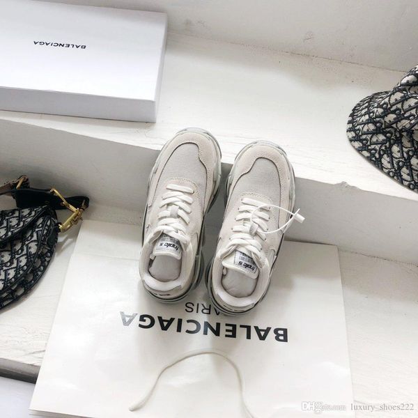 

low-triple s clear sole sneakers, r brand casual sneakers, stylish comfort,with original box,size35-45,dd