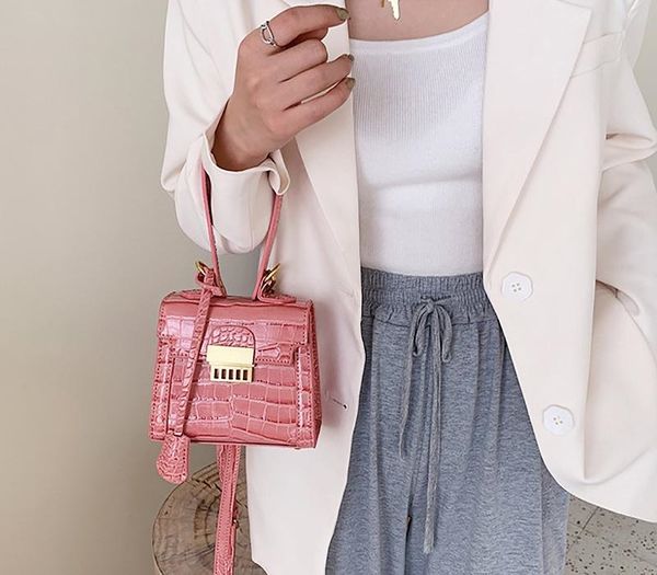 

retro handbag women crocodile leather totes ladies shoulder bag002