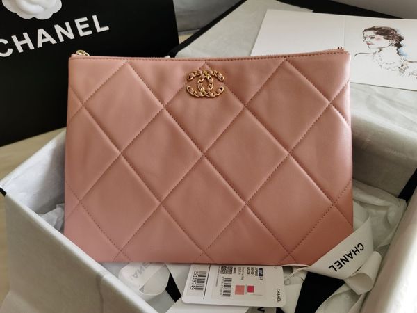 

19 series small clutch, computer bags with large hardware, delicate lamb leather, coin purse