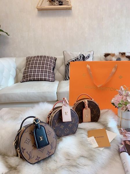 

2020 the stylish ladys round cake tote bag with diagonal straps and trim mini size :15*18 cm