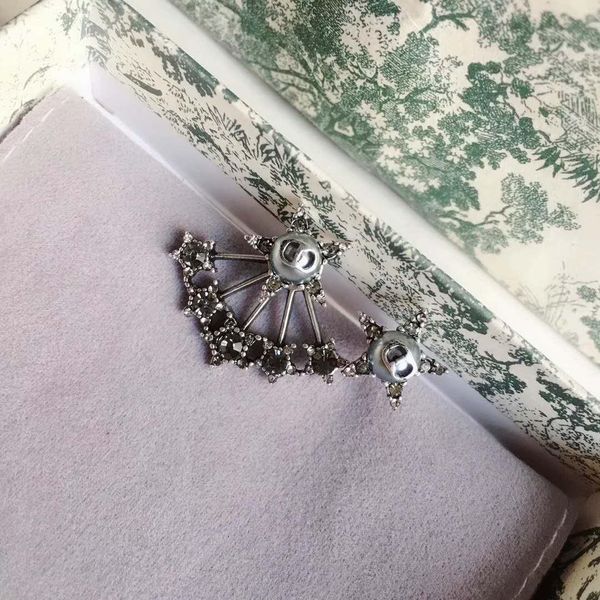 

stylish new asymmetrical studs are a hit luxury custom brass gilt s925 silver needle black diamond asymmetrical studs, Slivery;golden