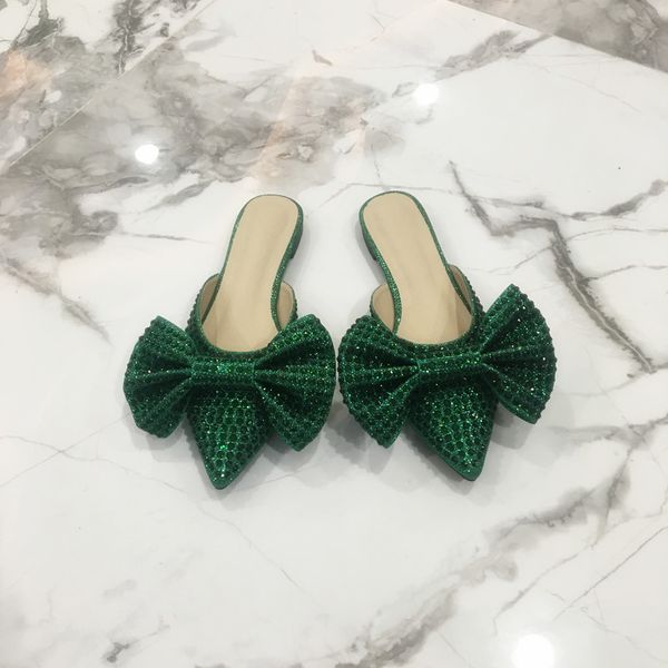 

2020 new summer female slippers pointed flat bottom flip-flop european and american fashion water drill joker slippers, Black