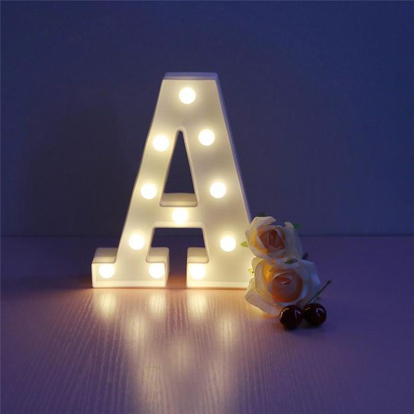 26 letras brancas LED Night Light Marquee Sign Wedding Party alfabeto Lâmpada para o aniversário Quarto Wall Hanging Decor S025M 321