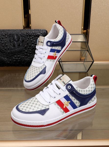 

2021u new trend men 's sports shoes brand fashion casual flat shoes ,a full set of original shoe box delivery ,size 38 -4, Black