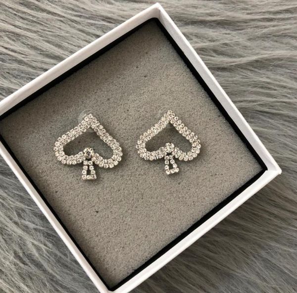 

fashionable and beautiful peach heart diamond earrings, Golden;silver