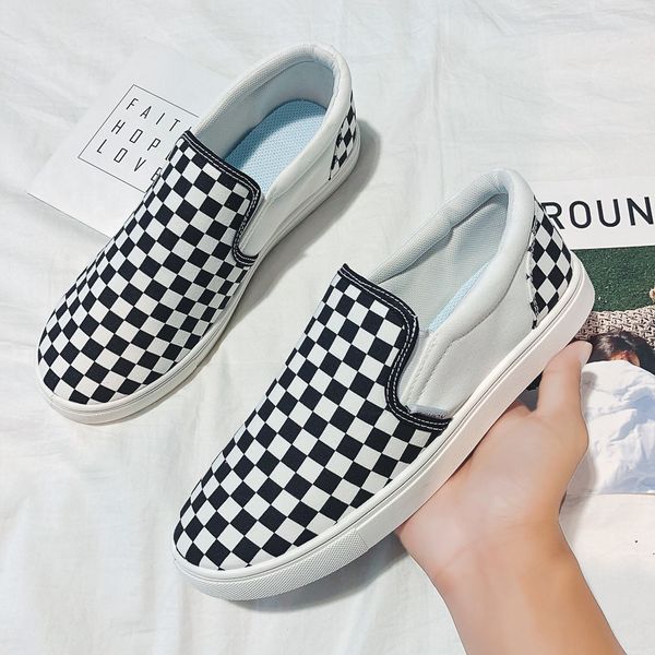 

2020 summer new style man loafers shoes fashion peas drive shoes men sneakers flat man walking comfortable men's casual, Black