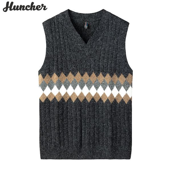 

huncher mens knitted sweater vest men 2020 autumn v neck knit sleeveless jumper korean harajuku patchwork sweaters vests men, Black;white