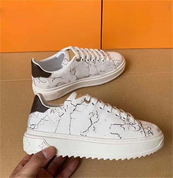 

2020 brand cowhide embossing women men new shoes fashion sneakers casual leather sport running shoes shoes outdoor 34-45, Black