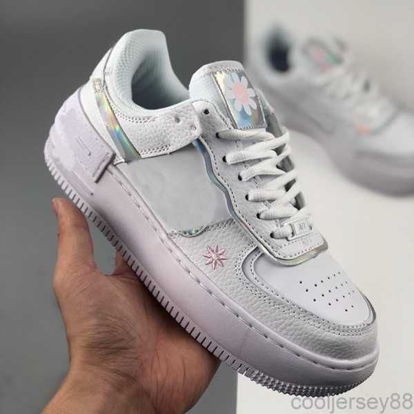 

2020 designer low womens girls macaron running shoes triple white trainers sports outdoor sneakers des chaussures zapatos zapatillas schuhe