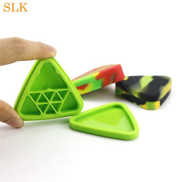 Barattoli contenitori in silicone triangolari da 10 ml Dabs erba secca FDA Contenitori per cera in silicone Box Vaporizzatore per contenitori di olio di cera concentrato