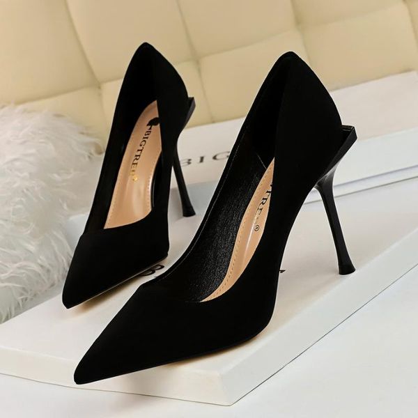

korean version of the fashion was thin and delicate and fine with high-heeled suede shallow mouth pointed high-heeled shoes, Black