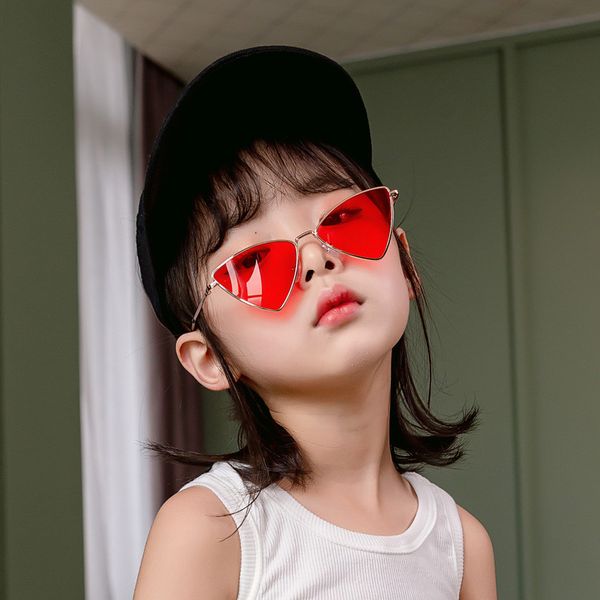 

new cross-border running children's triangle sunglasses metal frame sunglasses dxb033 personalized street pgraphy, White;black