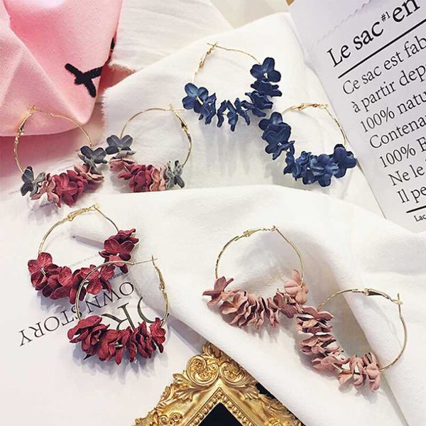 

fabric flower petal hoop earrings for women fashion alloy circle round big earrings female jewelry, Golden;silver