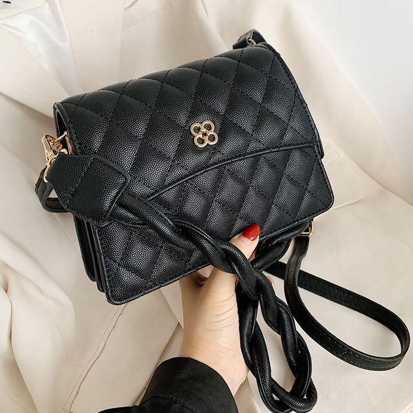 

2020 new fashion fairy messenger bag fashionable and versatile summer small fresh lady bucket bag
