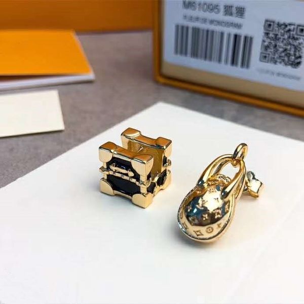 

горячей продажа нового динозавра яйцо чемодан асимметричной дизайнер серьга роскошь дизайнер ювелирные женщины серьга, Golden