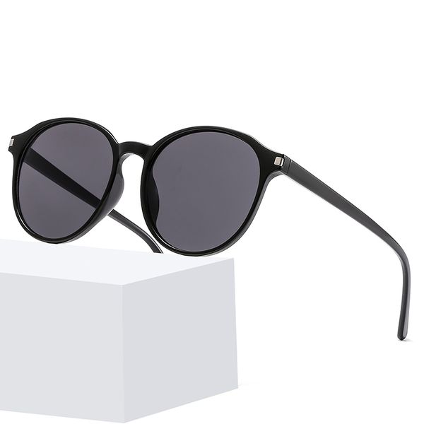 

retro glasses 2020 fashion full frame sunglasses women men travel beach ocean lens eyewear candy color casual glasses z3386, White;black