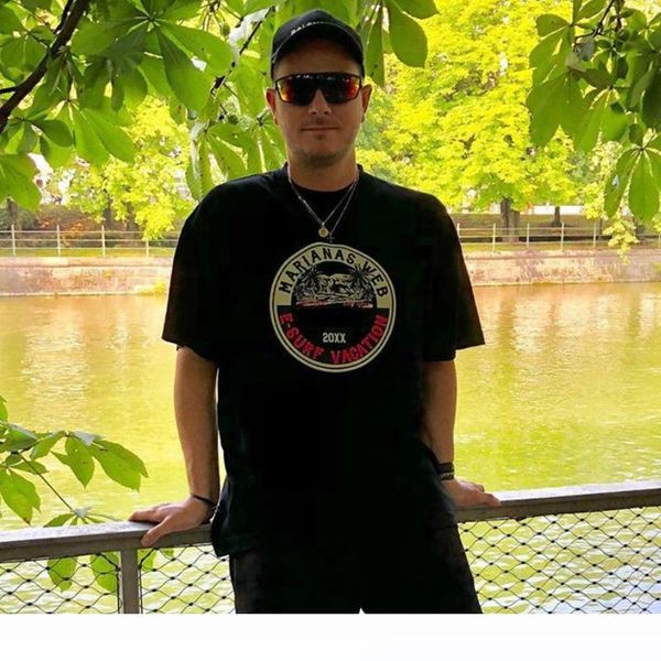 

20ss vt black logo pattern printed t-shirt coconut tree tee fashion solid simple short sleeves men women summer street t-shirt hfymtx619, White;black