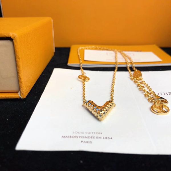 

Hot sale Top quality charm jewelry bracelet earring necklace bracelet in 18k gold plated women jewelry gift PS8223