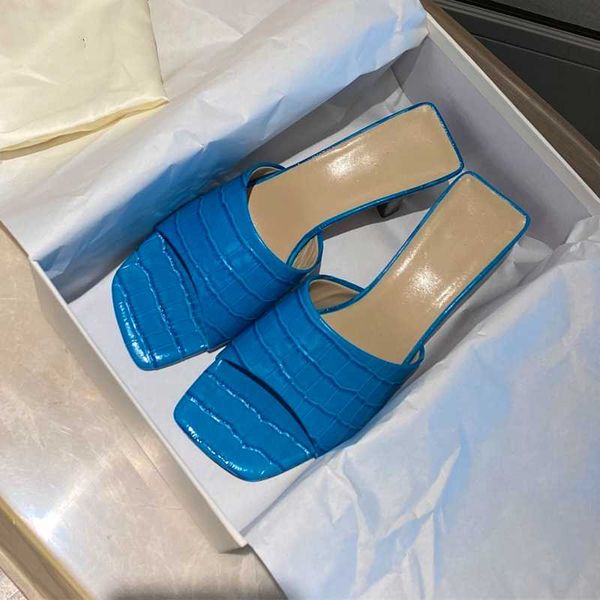 

new party dress shoes comfortable fashion classics sandals women casual square toe women slippers, Black