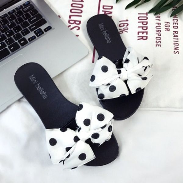 

2020 new fashion wear beach sandals and slippers bow tie flat bottom wild slippers women, Black
