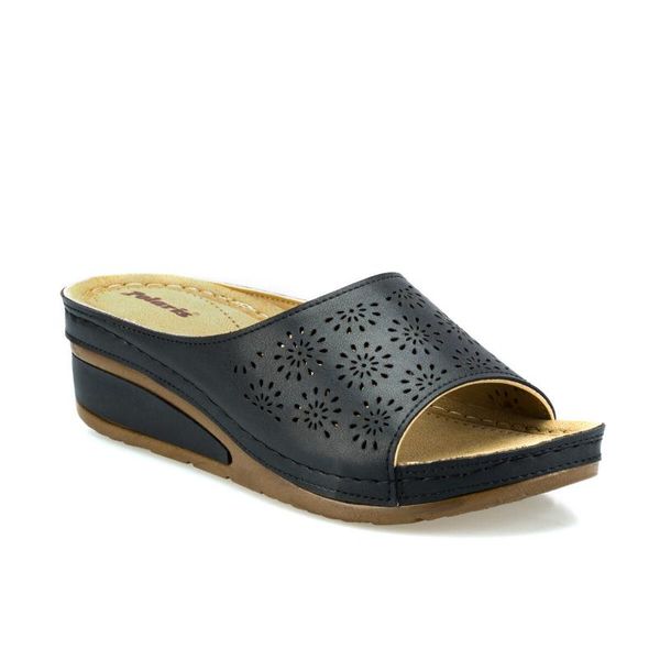 

flo 161109.z black female slippers polaris
