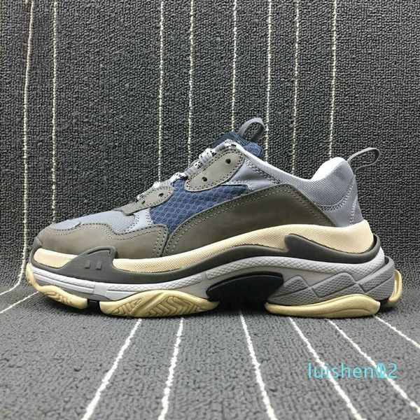 

designer paris 17fw triple s fashion men women black white leather triple-s flat casual shoes tripler tennis luxury flange sneakers l12