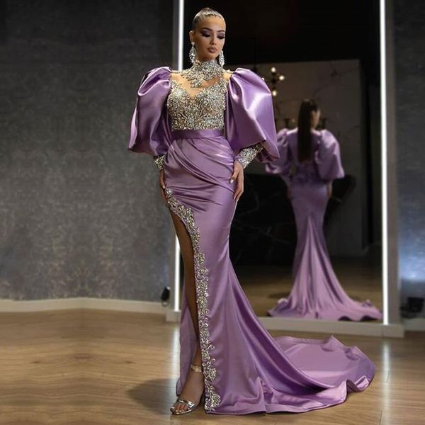 Светло-фиолетовый арабский Вечерние платья высокого шеи бисером стороны высокого Разделить атласная Пром платья Sexy платье партии для женщин Robe De Soiree