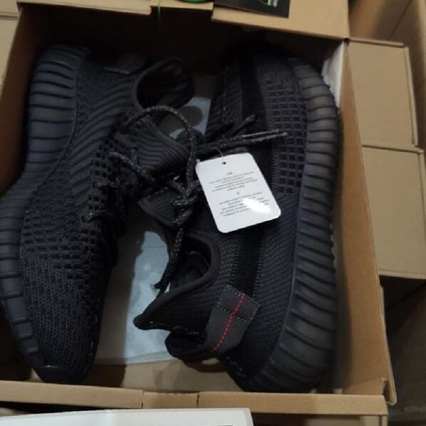 

socks kanye west men women runing shoes static black reflective kanye antlia synth lundmark glow true form clay zebra boots