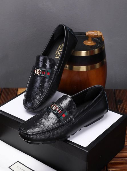 

2021f spring new men 's peas shoes ,leather casual lazy shoes ,wild business shoes ,original box packaging :38 -44, Black