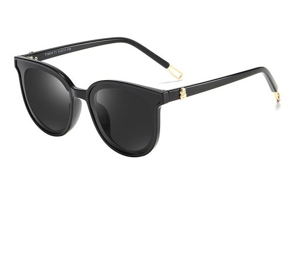 

new children s sunglasses, cartoon man frame design sunglasses, cute baby glasses, children cat eye sunglasses, send box, White;black