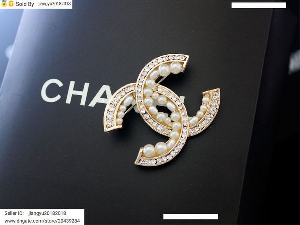 

christmas gift new pearl diamond opal brooch decorations metal flowers brooch jewelry with box, Gray