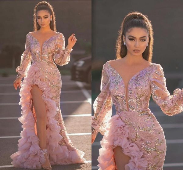 Dubai Rosa mangas compridas vestidos de noite Arábia Saudita Ruffles alta Dividir Mermaid Prom Vestidos ouro apliques Robe De Soiree