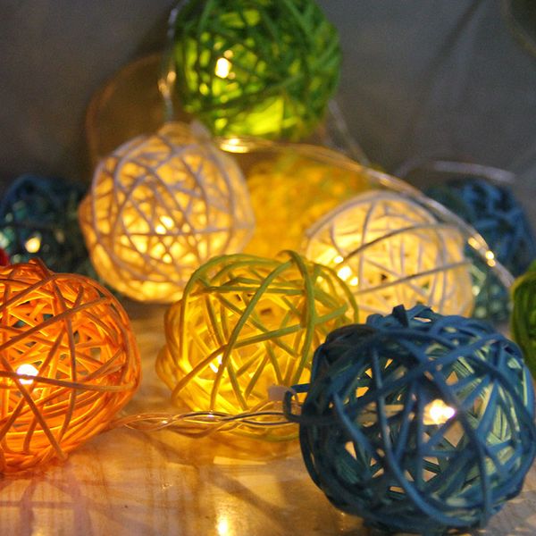 

3 meter / серия 20 светодиодная лампа гирлянд diy сепактакрау ротанг balls xmas tree украшения новогодние украшения для дома