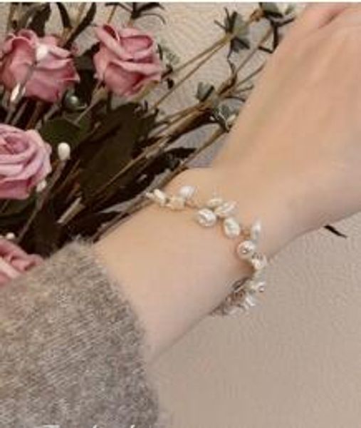 

vintage style natural pearl bracelet, Black