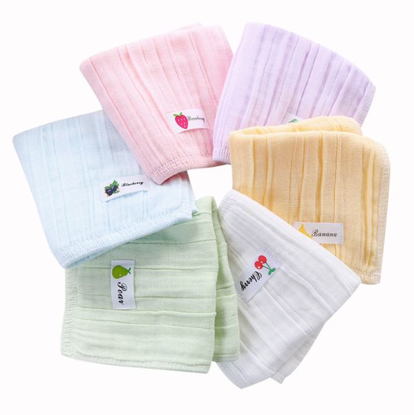 A mais recente toalha de 25x25 cm, lenço de algodão gaze, bebê saliva absorvente pequena toalhas quadradas. Muitos estilos para escolher
