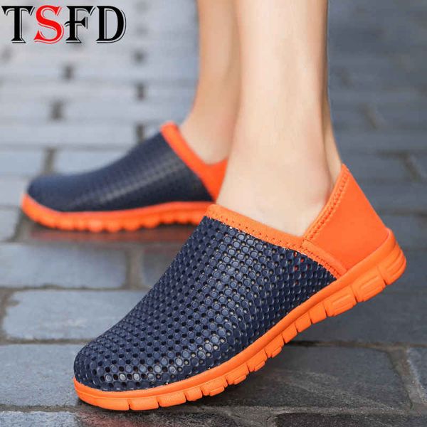 

hollow men shoes slip-on sneakers men 2020 low sport running shoes breathable summer sports shoe beach man walk footwear q8