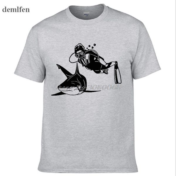 

interesting shark and man divings design t-shirts printed men tshirt cool funny men's tee shirts cotton casual t shirts