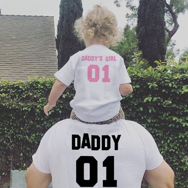 

1pcs 1pcs father baby shirts daddy 01 daddy's girl 01 tshirts dad and daughter match t shirt summer short sleeve family look, Blue