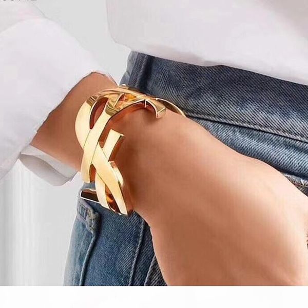 

titanium steel letter open bangle with stamp women designer letter bangle luxury bracelet fashion jewelry 3 colors, White